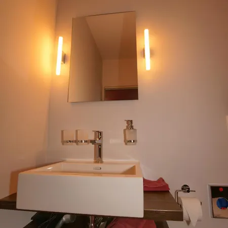 Boutique - Restaurant Orchidee 3* ブルクドルフ