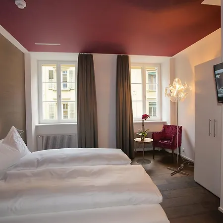 Boutique - Restaurant Orchidee 3*