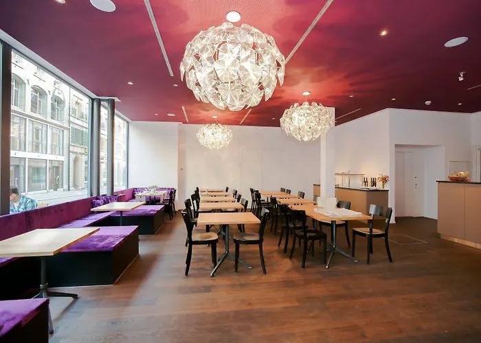 Boutique - Restaurant Orchidee 3*