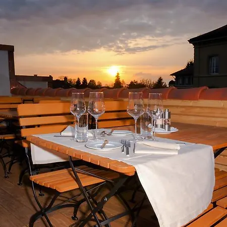 فندق Boutique - Restaurant Orchidee بورغدورف